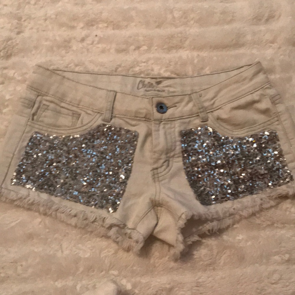 White Daisy Duke shorts